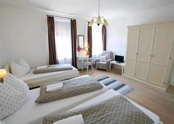 Luis Golyas Haza בית נופש