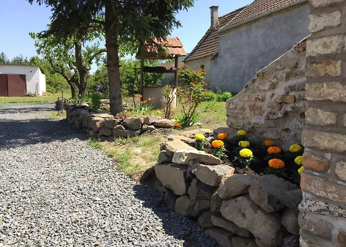 Luis Golyas Haza * Raposka