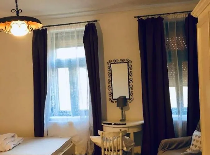 Luis Golyas Haza בית נופש Raposka