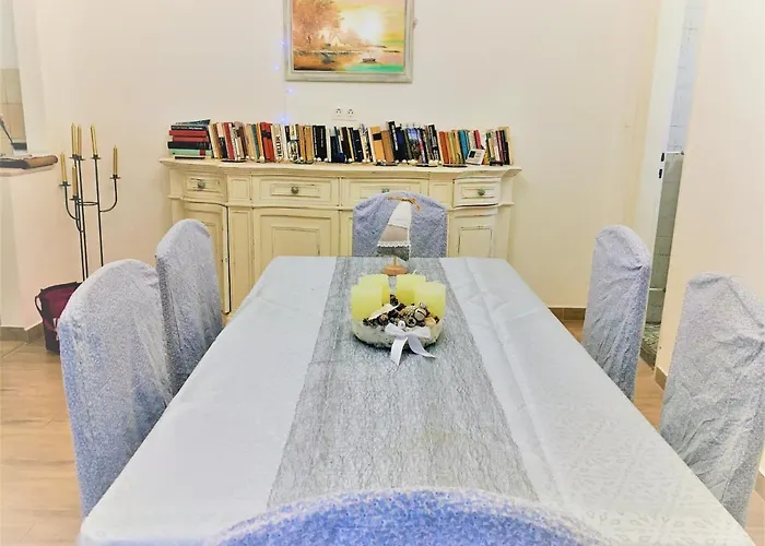 Luis Golyas Haza * Raposka